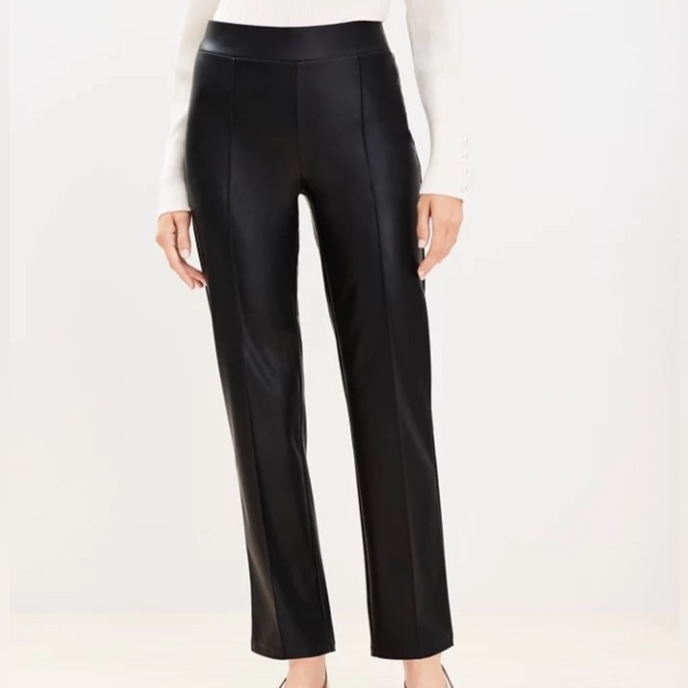 NWT Pull On Straight Pants In Faux Leather